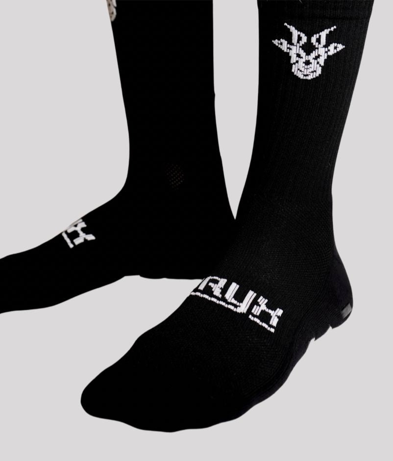Oryx Multicolor Grip Socks